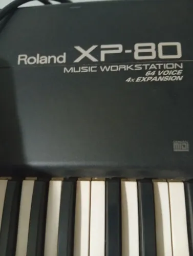 Roland XP-80 com expansão completo