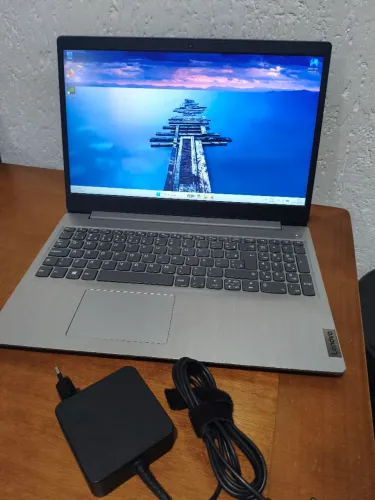 Notebook Lenovo IdeaPad 3 Core i7 8GB RAM 256GB SSD MX330