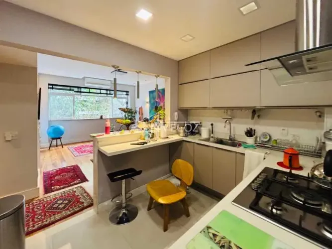 Apartamento : / Residencial / Lagoa
