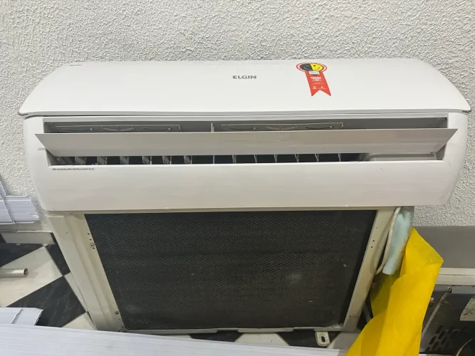 Vendo Ar condicionado Elgin 18.000,00 BTUs