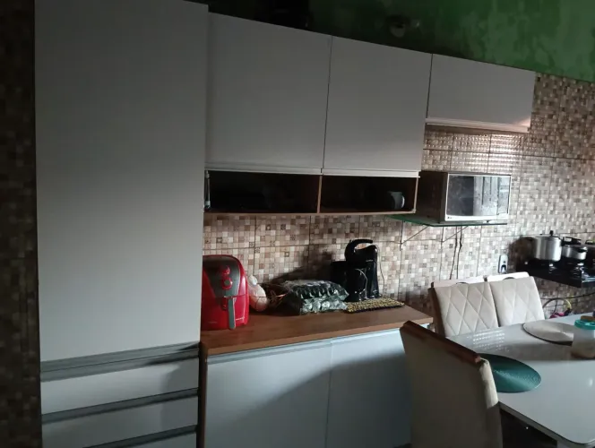 VENDE-SE Armário de Cozinha Planejado MDF Branco - Excelente Estado 1350