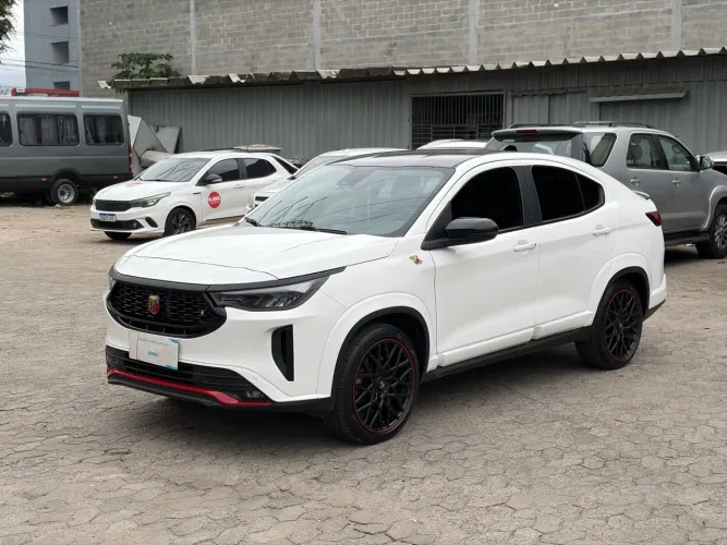 Fiat Fastback Abarth Turbo Flex 1.3 Aut. 2025