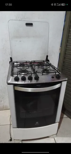 Vendo fogão 4 bocas Eletrolux!!!