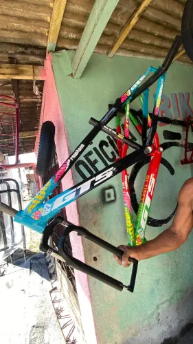 Quadro Vinking Alfameq + garfo de suspensão