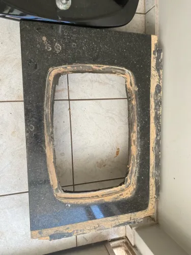 Pia e bancada em granito medida 68 x 47
