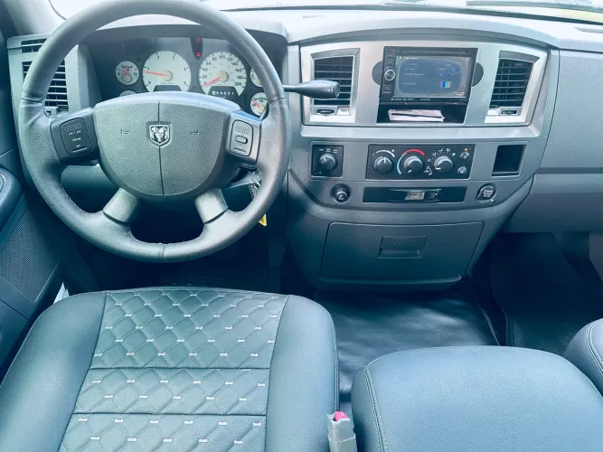 Dodge Ram 2500 H.duty 5.9 SLT 24V CD 4X4 Dies. 2009