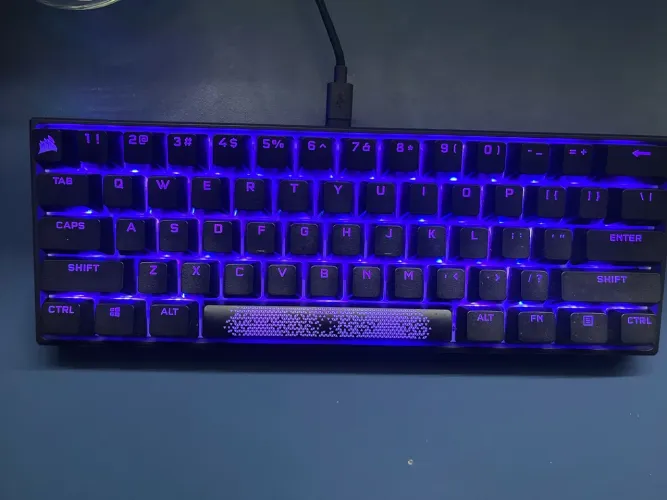 Teclado Mecânico Corsair k65 mini