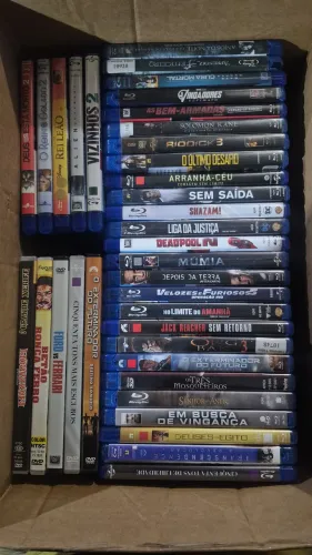 31 blu-ray + 5 DVD's 
