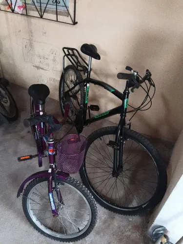 Vendo as 02 juntas ou individual com preços variados