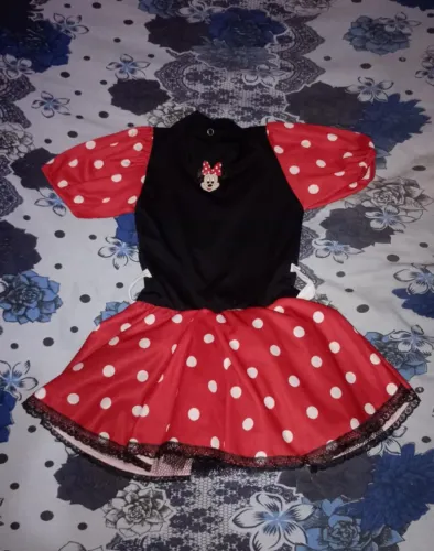 Vendo ou troco roupas de bebê menina