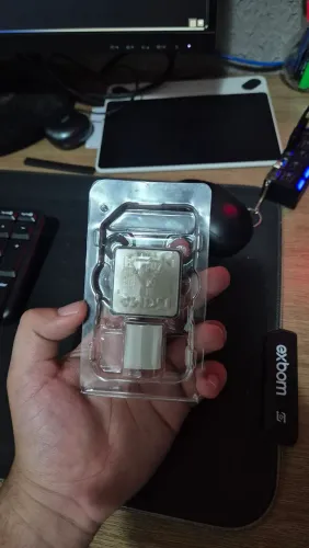 Ryzen 3400G c/ Randeon Vega 11