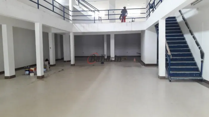 Prédio Comercial para Venda e locação em Diadema