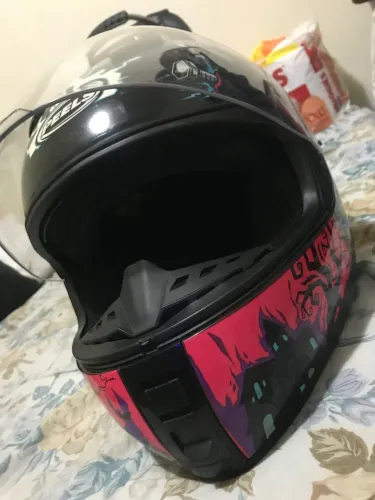 Capacete moto