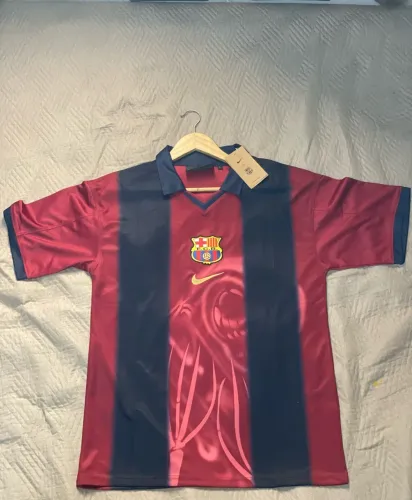 Camisa Barcelona x Travis Scott Nike
