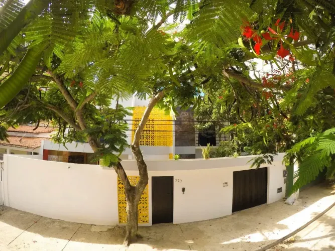 Hotel/Motel/Pousada para aluguel possui 275 metros quadrados com 7 quartos