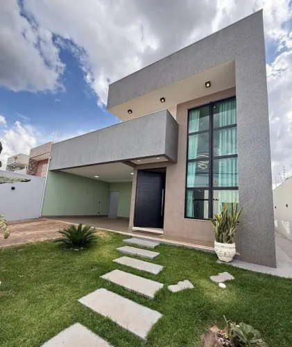 Casa, 3 quartos, 3 suítes, 248 m², 3 vagas no Bairro de Lourdes em Anápolis