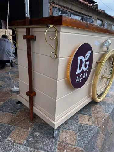 Vendo carrinho de açaí gourmet