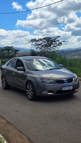 Kia Motors Cerato 1.6 16V Aut. 2013