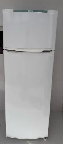 Geladeira cônsul pouco tem pode uso