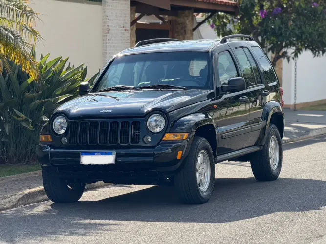 Jeep Cherokee Sport 3.7 4X4 V6 12V Aut. 2006