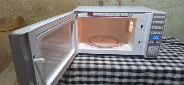Microondas electrolux 34L