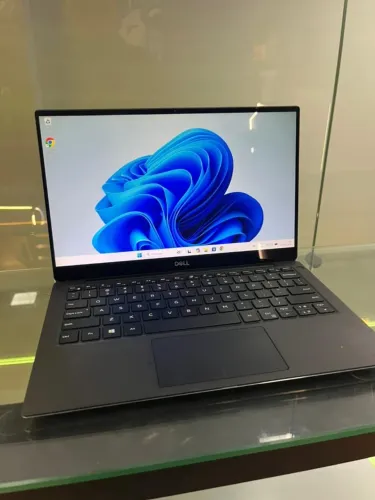 Notebook Dell Xps 7390 i7 10th 16GB RAM SSD NVMe 512GB 13,3" 4K Touch-screen Com Garantia
