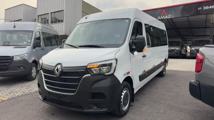 Renault Master 2.3 DCI Executive Longo 16L Dies 2027