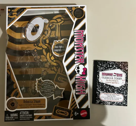 Monster high caixa e diário robecca