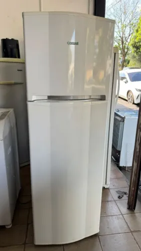 Geladeira Consul 2 Portas - Branca, Espaçosa e Conservada entrego mando vídeo funcionando