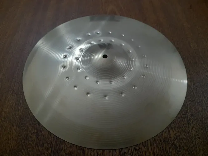 Prato crash 16" .bateria . Sem uso.