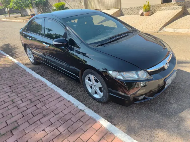 Honda Civic Sedan LXS 1.8/1.8 Flex 16V Mec. 4P 2010