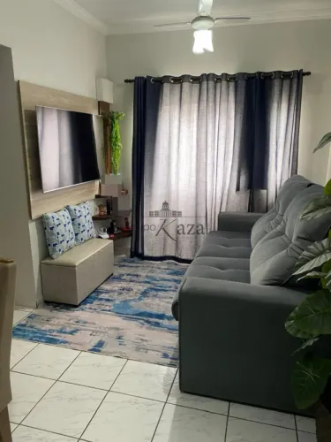 Oportunidade - Apartamento - Vila das Palmeiras II - Palmeiras de São José - 2 Dormitórios