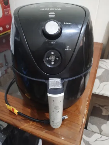 Air fryer com defeito