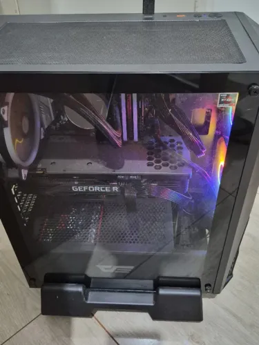PC Gamer R7 5700x RTX 3090