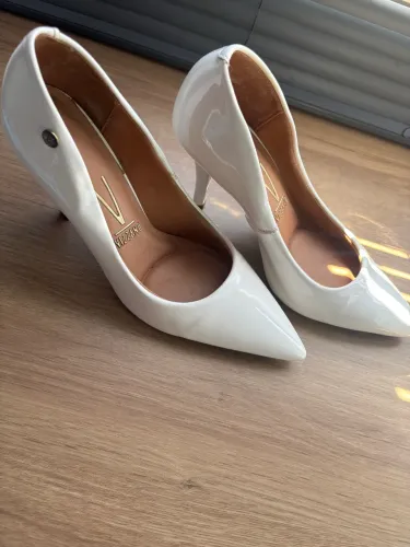 Vendo Scarpin Branco