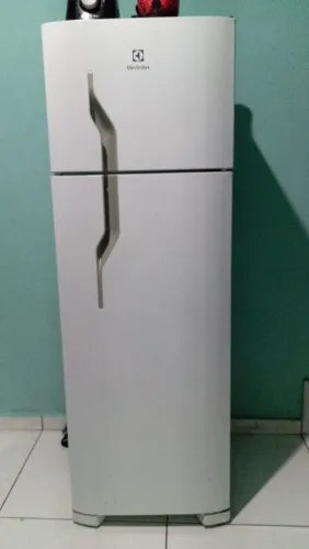 Geladeira electrolux