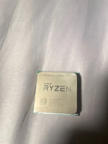 Processador AMD Ryzen 5 3400G - 4 núcleos / 8 threads com vídeo integrado (Vega 11)