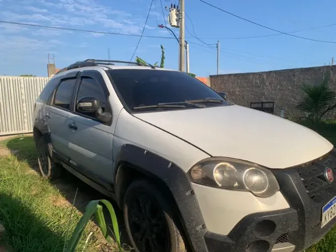 Fiat Palio Weekend Adventure Locker 1.8 Flex 2009