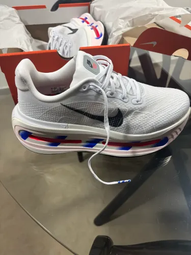 Tênis Nike Vomero Premium ?Racer Blue?