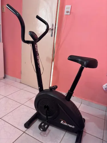 Bicicleta ergométrica Polimet BP-880 Com monitor
