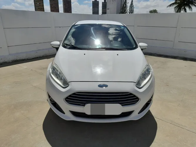 Ford Fiesta Sedan 1.6 16V Flex Aut. 2014