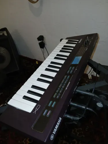 Yamaha Reface DX