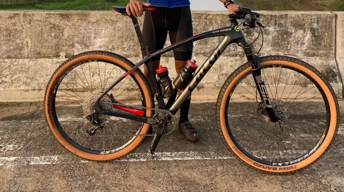 Bike Caloi Carbon aro 29