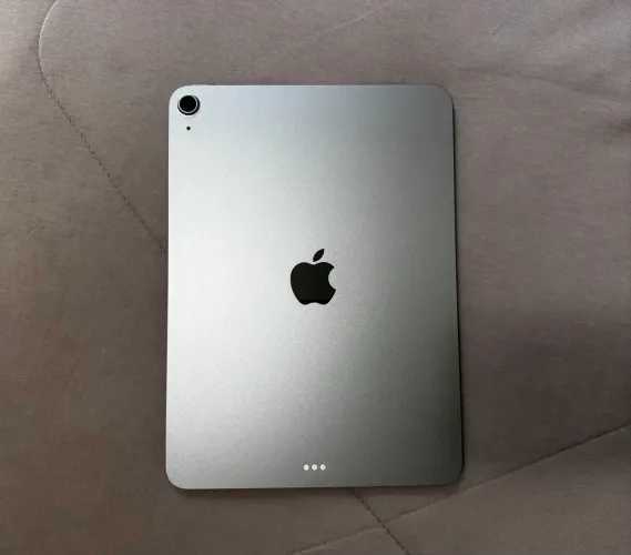 iPad Air M3 11 - SEMINOVO (2025) 128GB Cinza Espacial