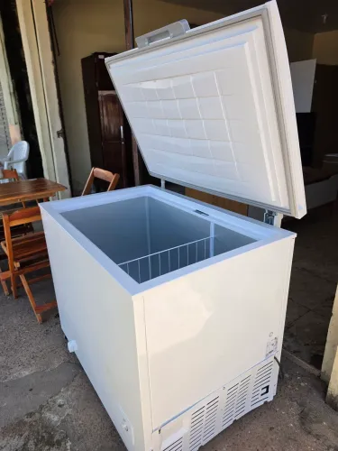 Freezer de uma tampa seminovo