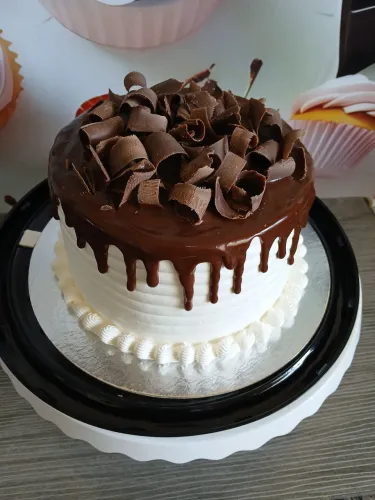 Doces e Bolos para Festas: Pipoca Gourmet e Brownies