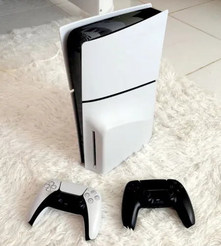 Playstation 5 Slim 1TB com Leitor de Discos! 2 Controles Originais  (Aceito Cartão (