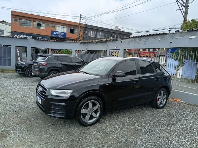 Audi Q3 2.0 TFSI Quat. 211/220cv S-tronic 5P 2013