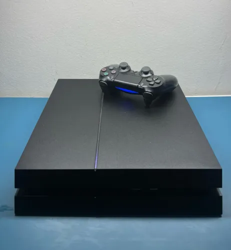 PS4 D3SBL0QU3AD0