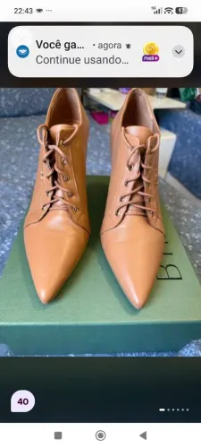 Bota couro shoulder bico fino linda 